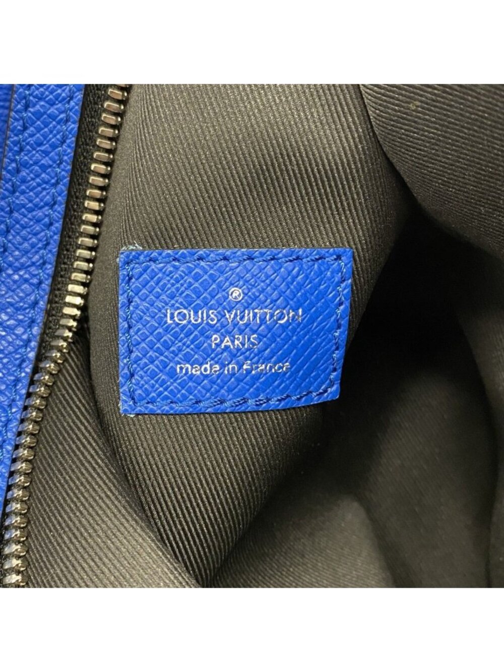 Louis Vuitton Belt Bag Taigarama Duo Blue - Picture 5 of 8